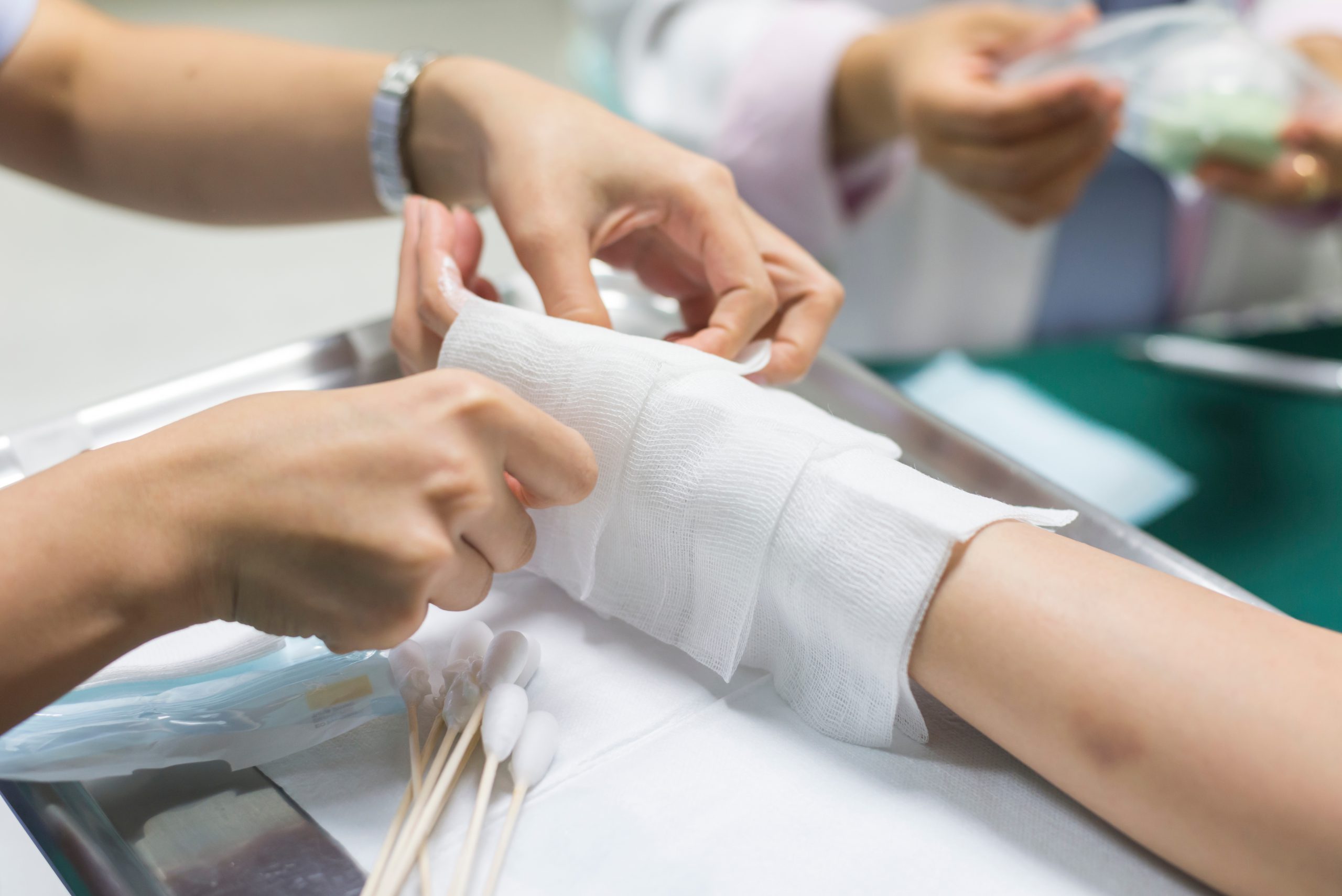 New EPSRC project set to transform the treatment of chronic wounds with personalised ‘smart dressings’